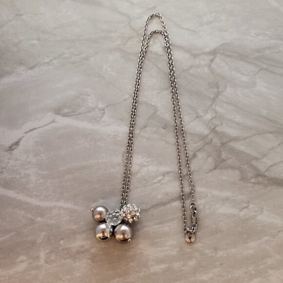 💖 J.Crew Rhinestone Crystal Pave Cluster Ball Beaded Pendant Necklace 💖 - Picture 1 of 9